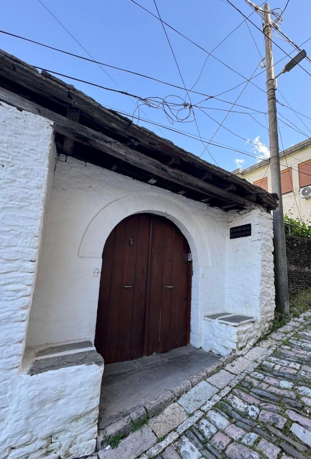 Stonetale Garden Guesthouse Gjirokastra Kültér fotó